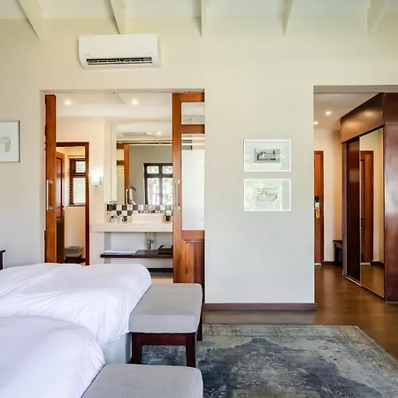 Casterbridge Hollow Boutique Hotel-2