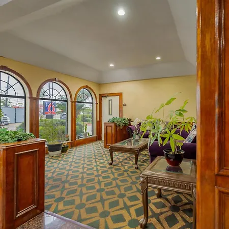 Studio 6 Suites Pasadena, TX-3