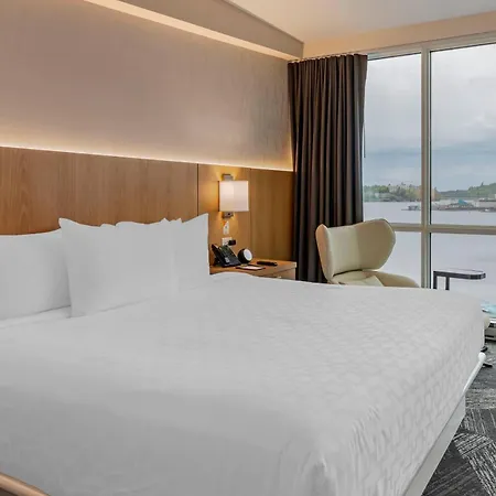 Clarion Lakeside Inn & Conference Centre-3