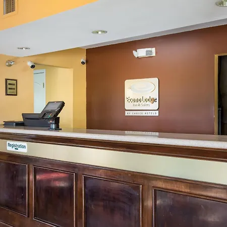Econo Lodge Inn & Suites Brooks - Louisville South-3