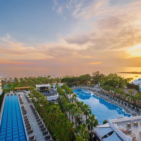 Rubi Platinum Spa Resort & Suites-2