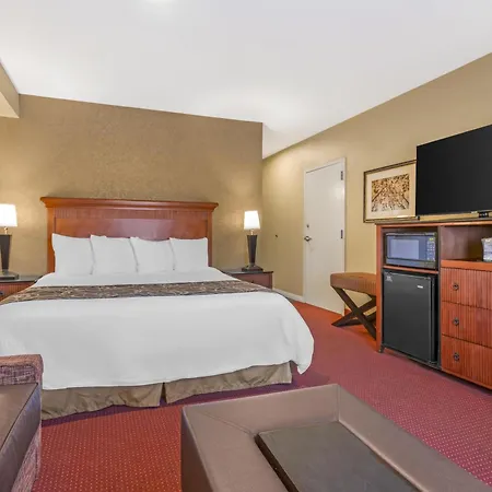 Best Western Plus Canyon Pines-2