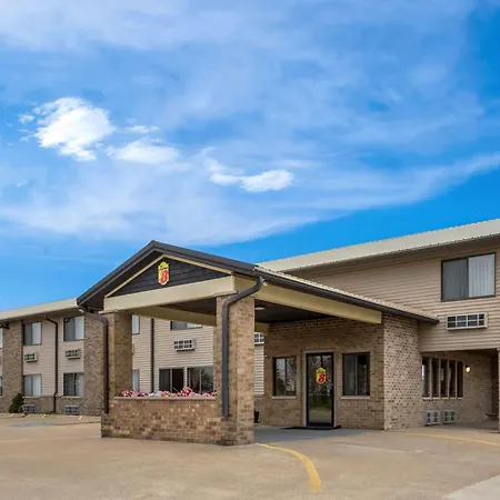 Super 8 By Wyndham Jefferson-3