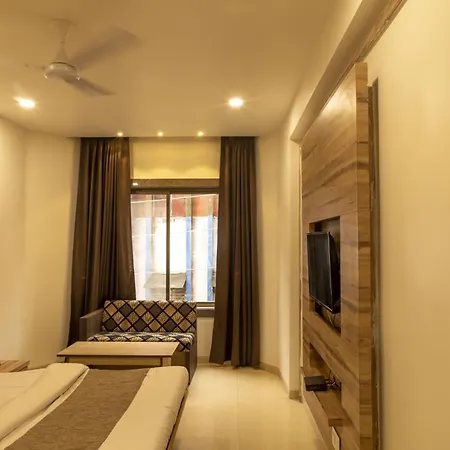 Adarsh Palace Hotel Near Bhopal Railway Station And Nadra Bus Stand Bhopal-3