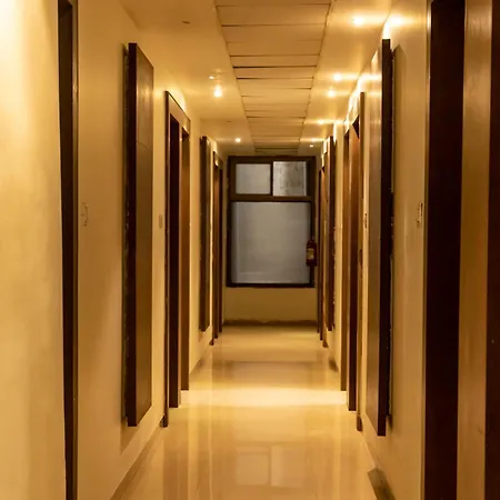 Adarsh Palace Hotel Near Bhopal Railway Station And Nadra Bus Stand Bhopal-2