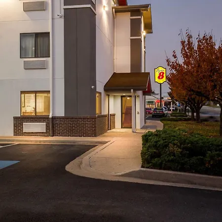Super 8 By Wyndham College Park Wash Dc Area-3