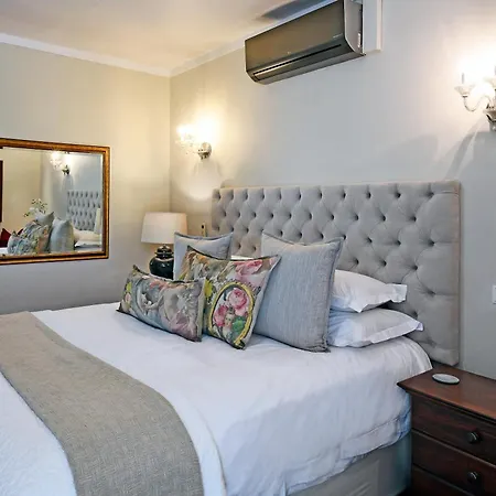 Le Petit Bijou Aparthotel-3