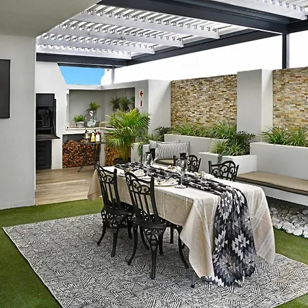 Le Petit Bijou Aparthotel-3