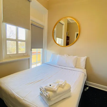 Gardners Inn Hotel-3