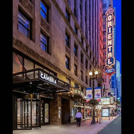 Cambria Hotel Chicago Loop - Theatre District-3