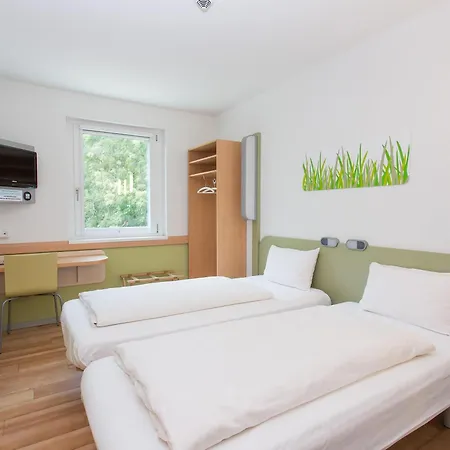 ibis budget Augsburg City-2