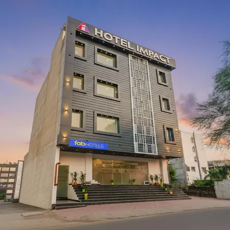 Fabhotel Impact-2