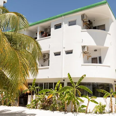 Dhiffushi Inn-2