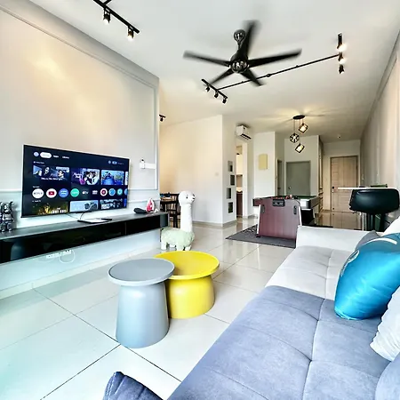 Seasons Larkin Apartment By Rr Jbcity-3