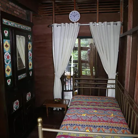 Nila House, Sharia Family Home Stay-2