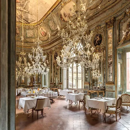 Palazzo Doria Napoli-2
