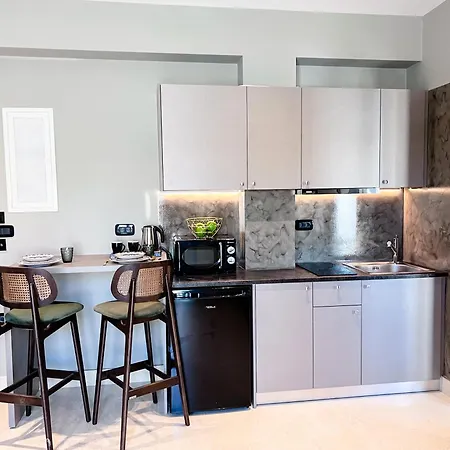 Royalty Suites Psyrri-3