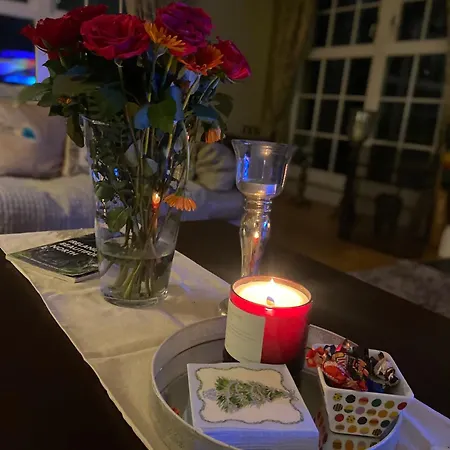 Redgate House Bed & Breakfast-3