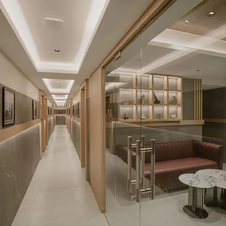 Metropolis Business Hotel-3