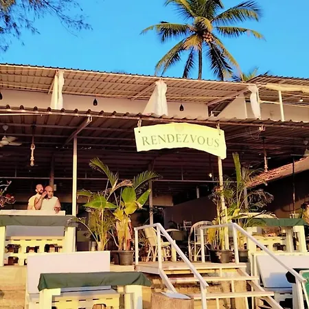 Baywatch Beach Resort Patnem-2