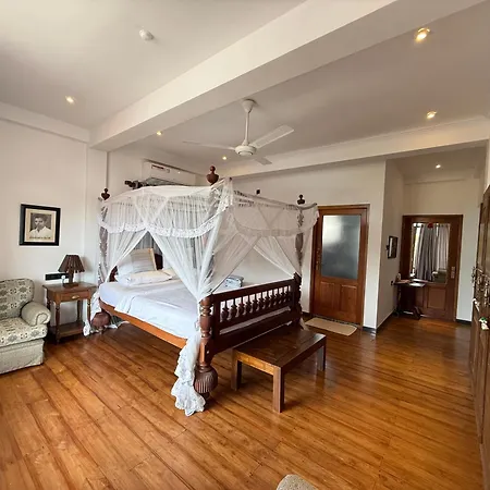 Margaret House-2