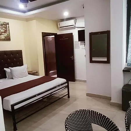 Js Holidayss Inn-3