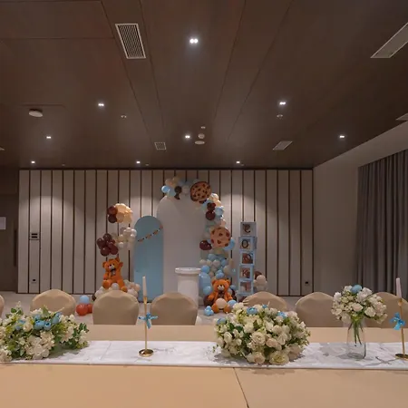 Essentia Premier Hotel Pune Wakad-2