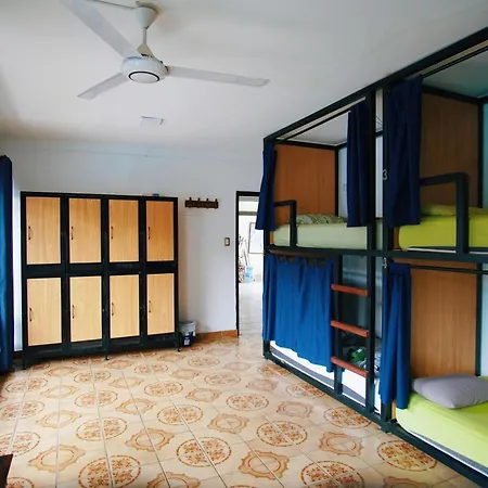 Travelero Hostel & Tours-3