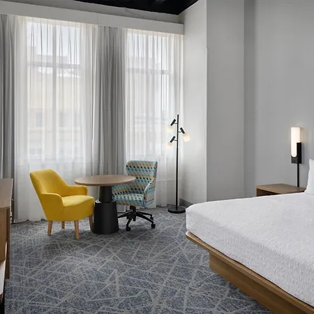 Hampton Inn By Hilton Lincoln Downtown-2