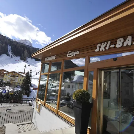 Hotel Europa Dolomites-2