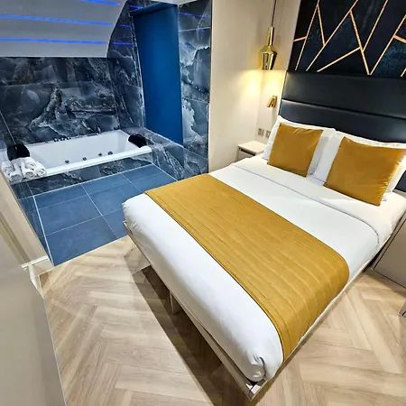 Nox Earls Court-2