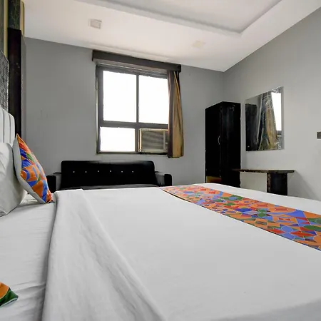 Fabhotel Park Avenue-3