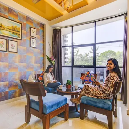 Fabhotel Khushi Regent - Nr Db Mall-2