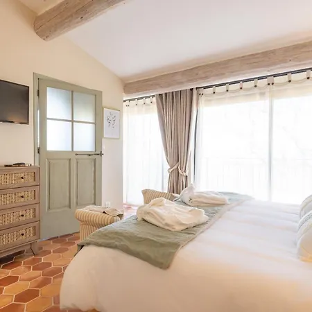 La Villa des Cèdres-3