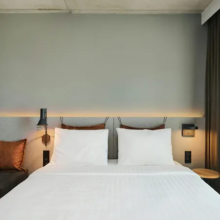 Moxy Warsaw City-3