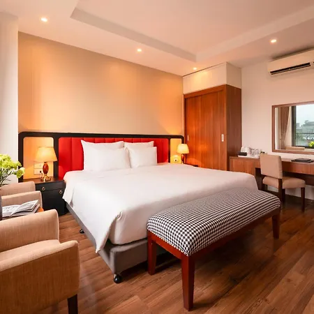The Embassy Hotel Hanoi-2