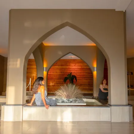 De Bronsbergen Boutique Wellness & Hotel-3