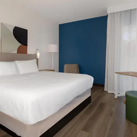 Spark By Hilton Montreal Midtown-2