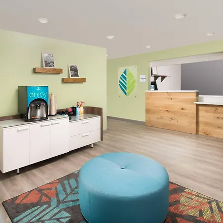 Woodspring Suites Cleveland North-3