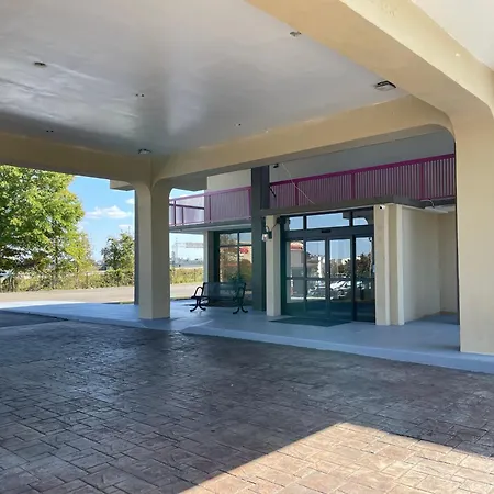 Millennium Inn-3
