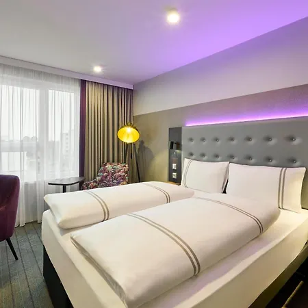 Premier Inn Stuttgart Zuffenhausen-2