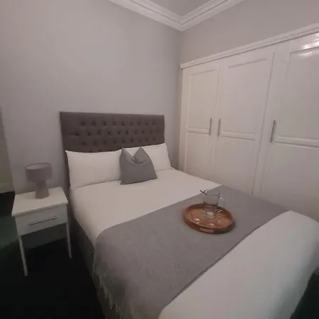 Hotel 52-2