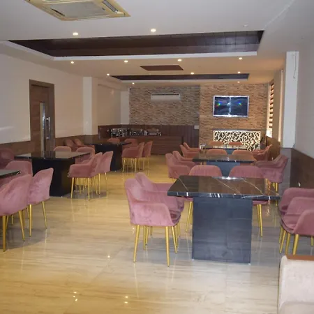 Hotel Candy Near Bestech-Iiser-Isb-Railway Station Airport Road Mohali Chandigarh-2
