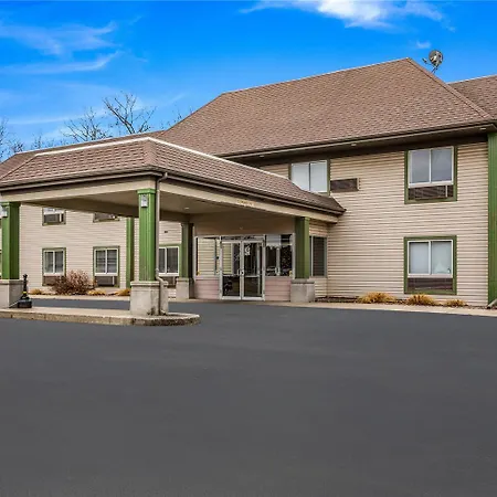 Econolodge Whitehall-2
