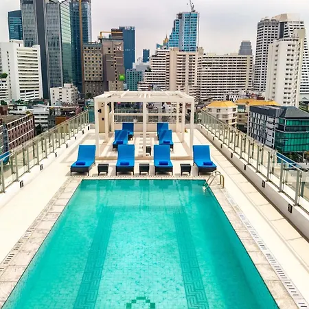 Radisson Hotel Chateau De Bangkok-3