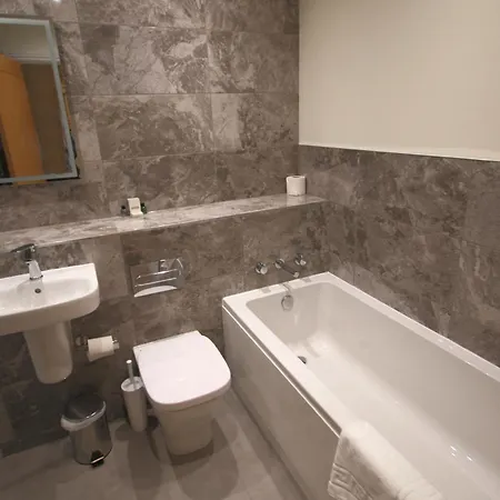 The Malvern Hills Hotel-2