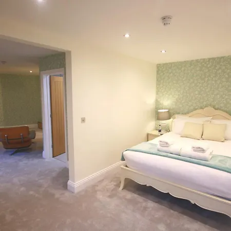The Malvern Hills Hotel-3