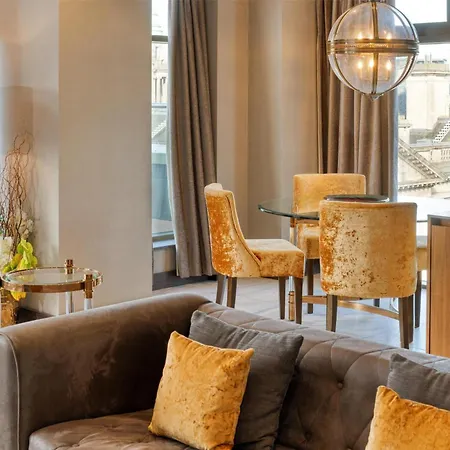 Doubletree By Hilton Belfast City Ten Square-2