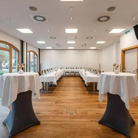 Holiday Inn Innsbruck By Ihg-3