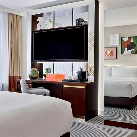 Neues Schloss Privat Hotel Zurich, Autograph Collection-3